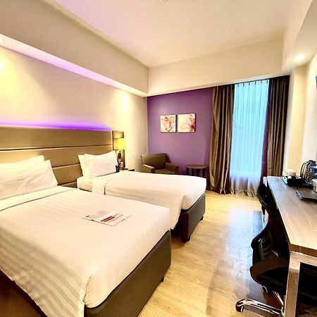 Bigland Hotel & Convention Sentul Bogor Extérieur photo