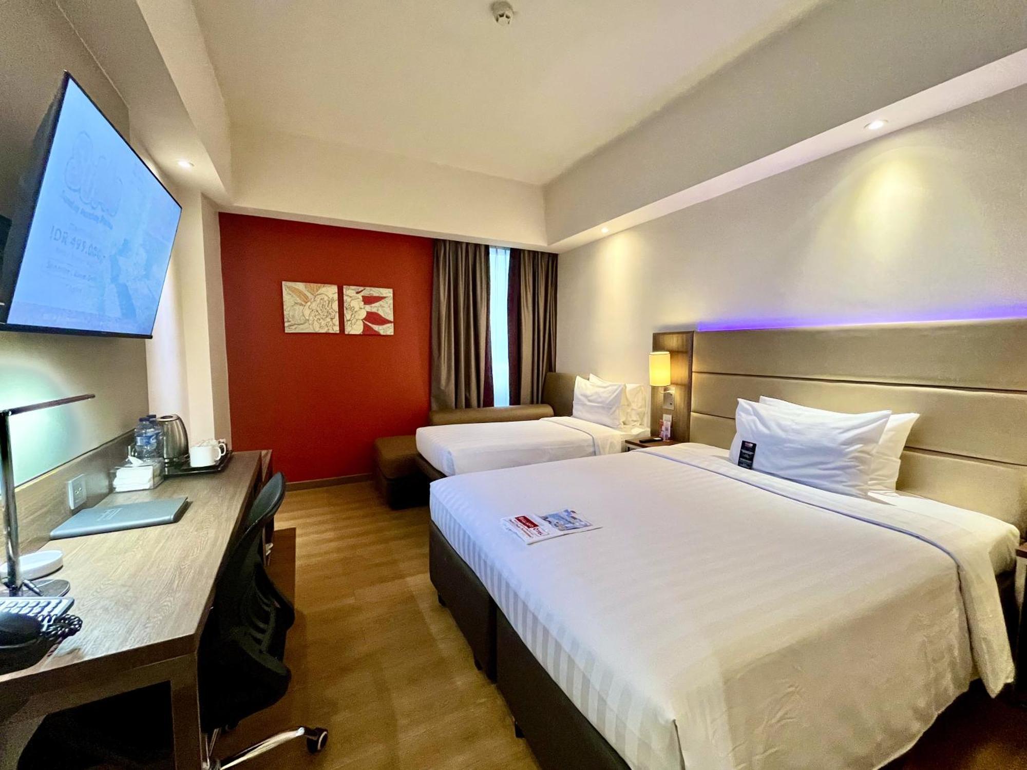 Bigland Hotel & Convention Sentul Bogor Extérieur photo