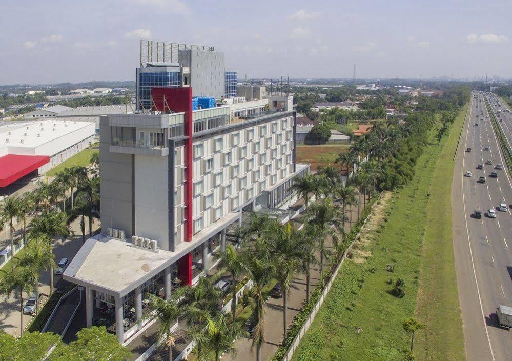 Bigland Hotel & Convention Sentul Bogor Extérieur photo